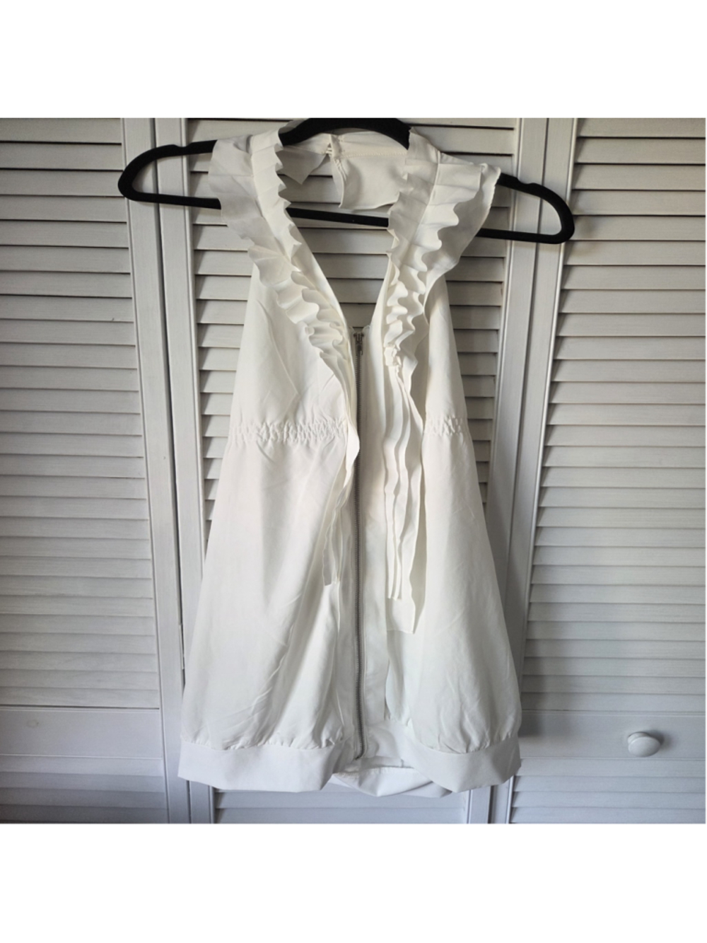 Women's NWT YA Ruffled Sleeveless Halter Blouse Dress White Size L